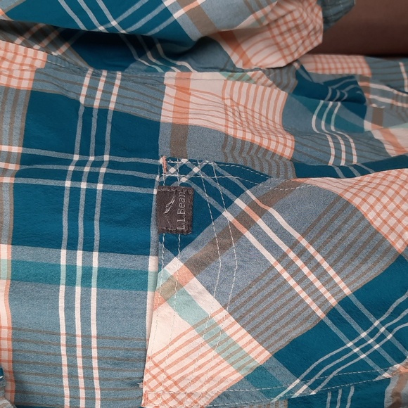 L.L.Bean teal plaid short sleeve beach cruiser button up top, size medium - Picture 5 of 11